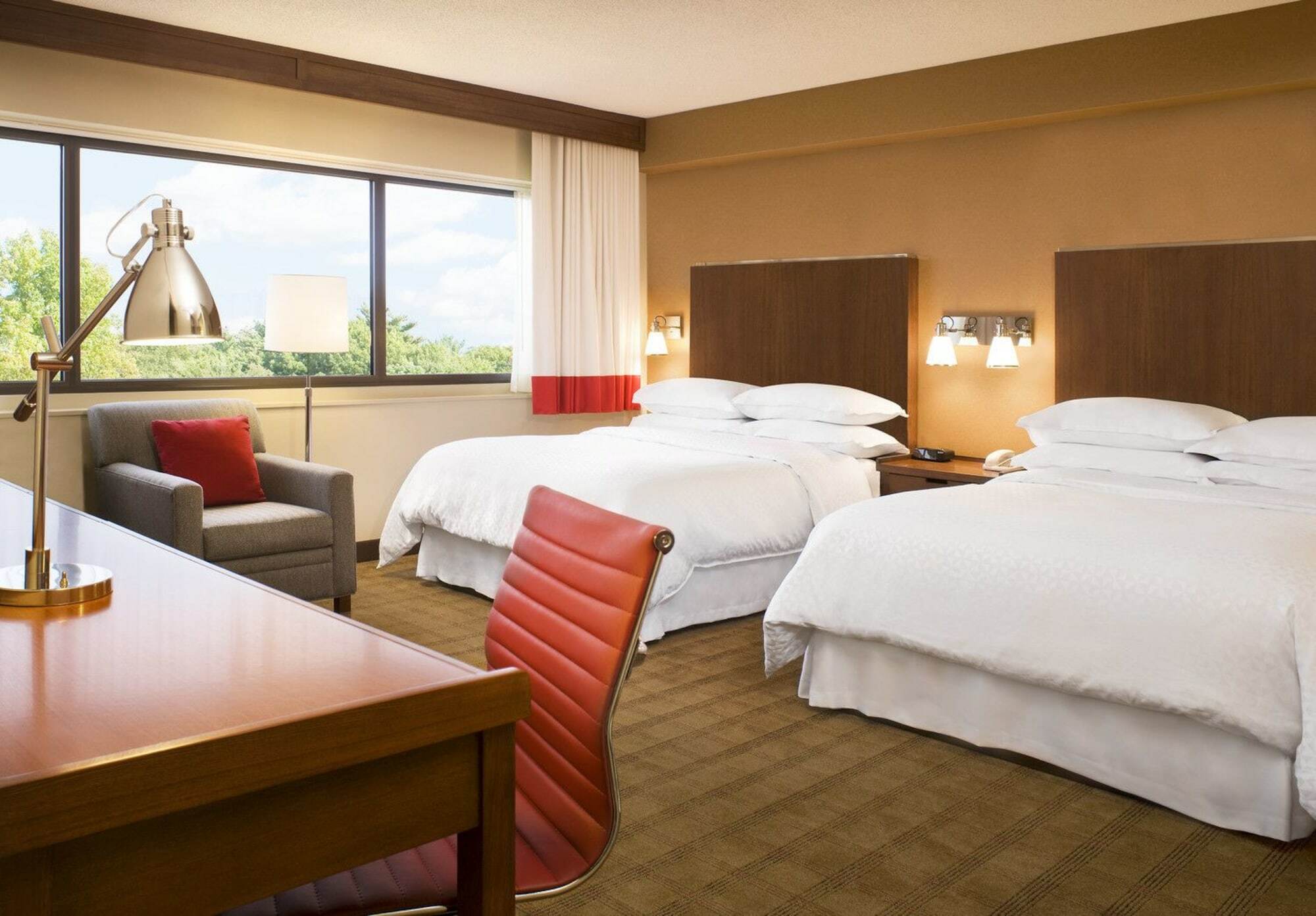 Four Points By Sheraton Edmonton West Екстер'єр фото